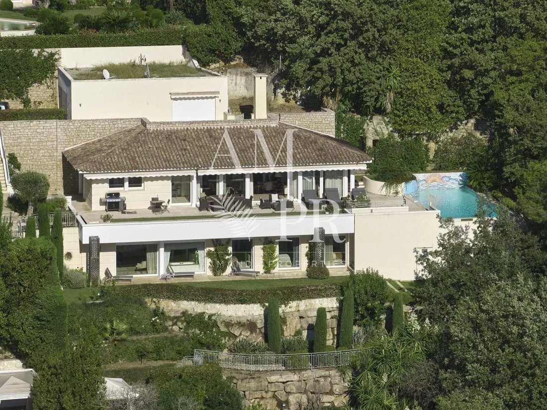 Villa in Cannes, Provence-Alpes-Côte d'Azur, France 4 - 11811685