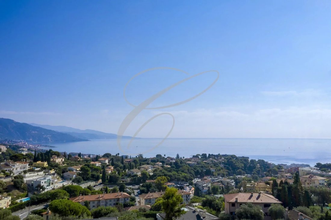 Villa in Cap Martin, Roquebrune-Cap-Martin, France 2 - 11121593
