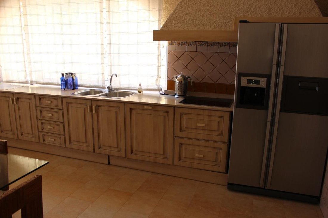 Villa in el Campello, Valencian Community, Spain 2 - 12417042