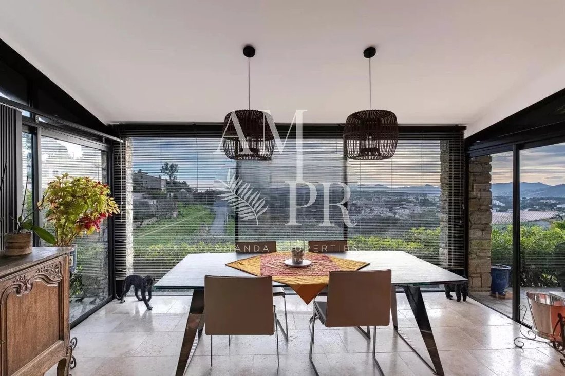 Villa in Mougins, Provence-Alpes-Côte d'Azur, France 4 - 12991621