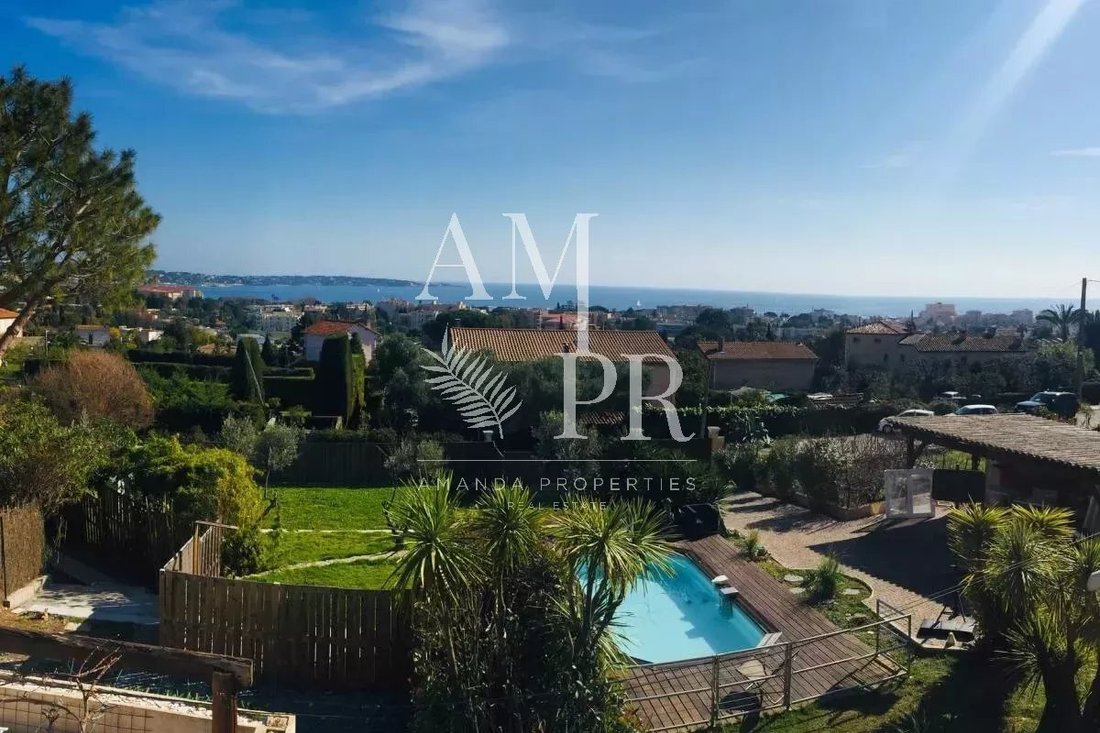 Estate in Les Paluds-Lauvert, Vallauris, France 2 - 14903096