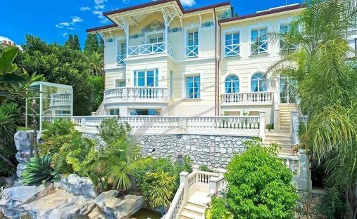 Villa in Cap Martin, Roquebrune-Cap-Martin, France 1