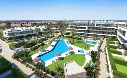 Villa in Torrevieja, Valencian Community, Spain 1