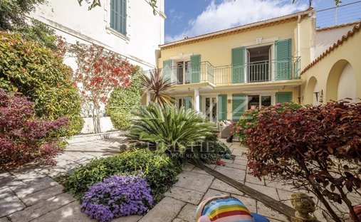 Maison à Cannes, Provence-Alpes-Côte d'Azur, France 1