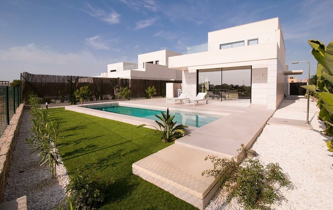 Villa in Los Montesinos, Valencian Community, Spain 1 - 12793747