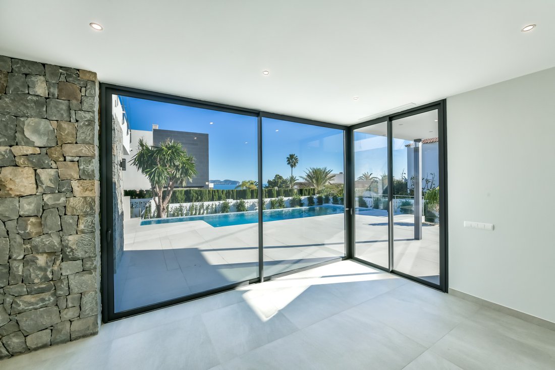 Villa in Calp / Calpe, Valencian Community, Spain 5 - 12416875