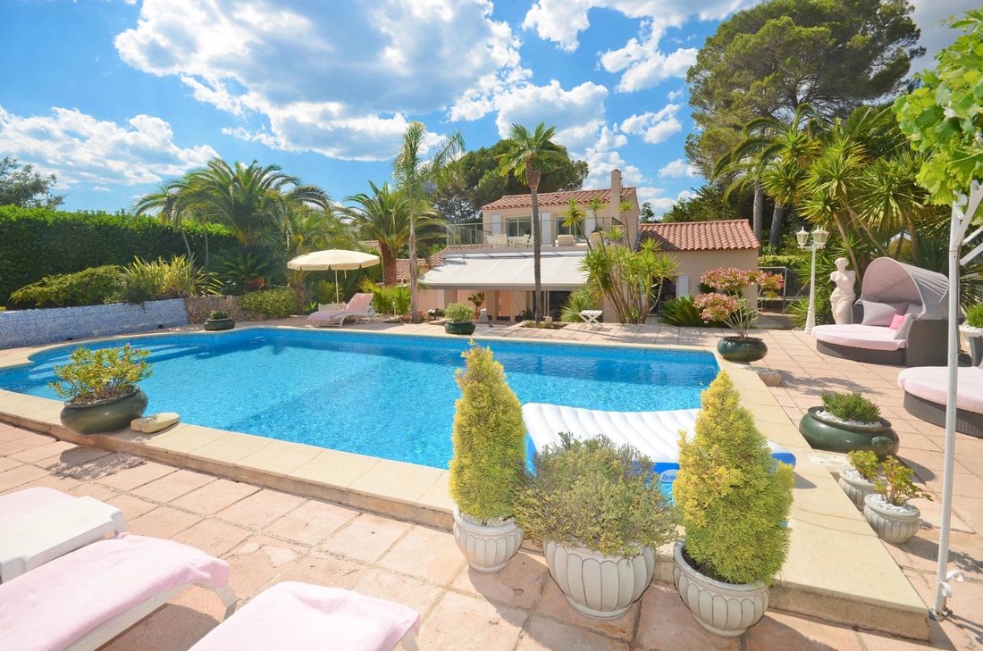 Villa in Mougins, Provence-Alpes-Côte d'Azur, France 4 - 12112339