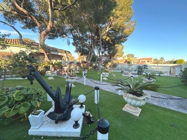 Villa in Dehesa de Campoamor, Orihuela, Valencian Community 2 - 15181909
