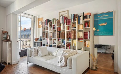 Apartment in Saint Thomas d'Aquin, Paris 7e Arrondissement, Paris 1