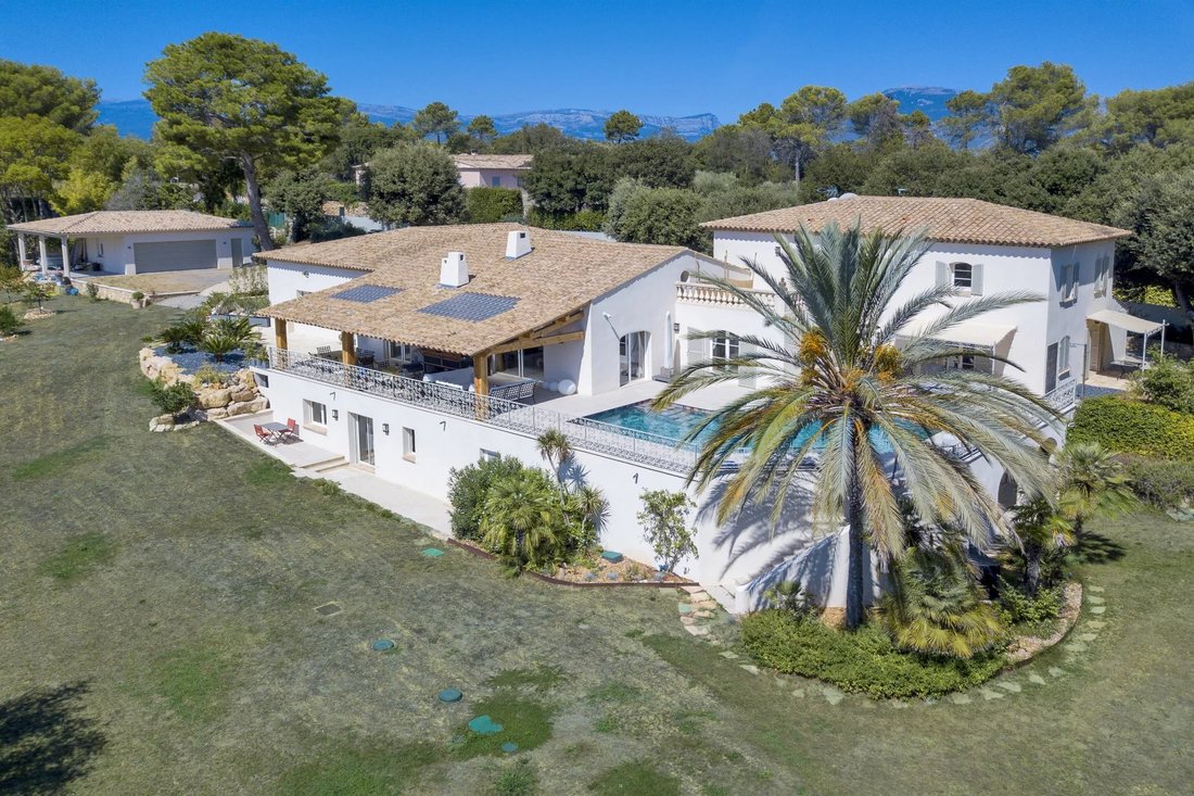 Villa in Bois Fleuri-Chevre d'Or-Saint Philippe, Biot, France 1 - 13252508