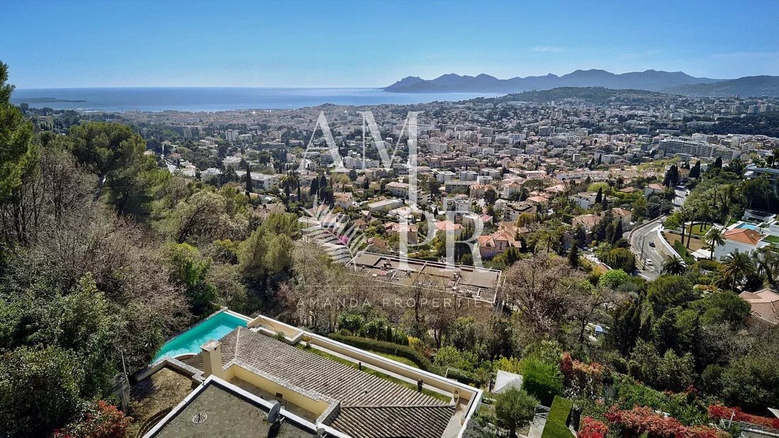 Villa in Vieux Cannet, Le Cannet, France 1 - 12672128