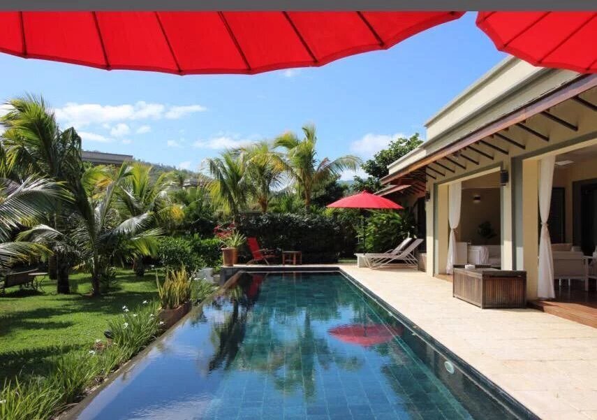 Villa in Grande Riviere Noire, Rivière Noire District, Mauritius 2 - 14425007