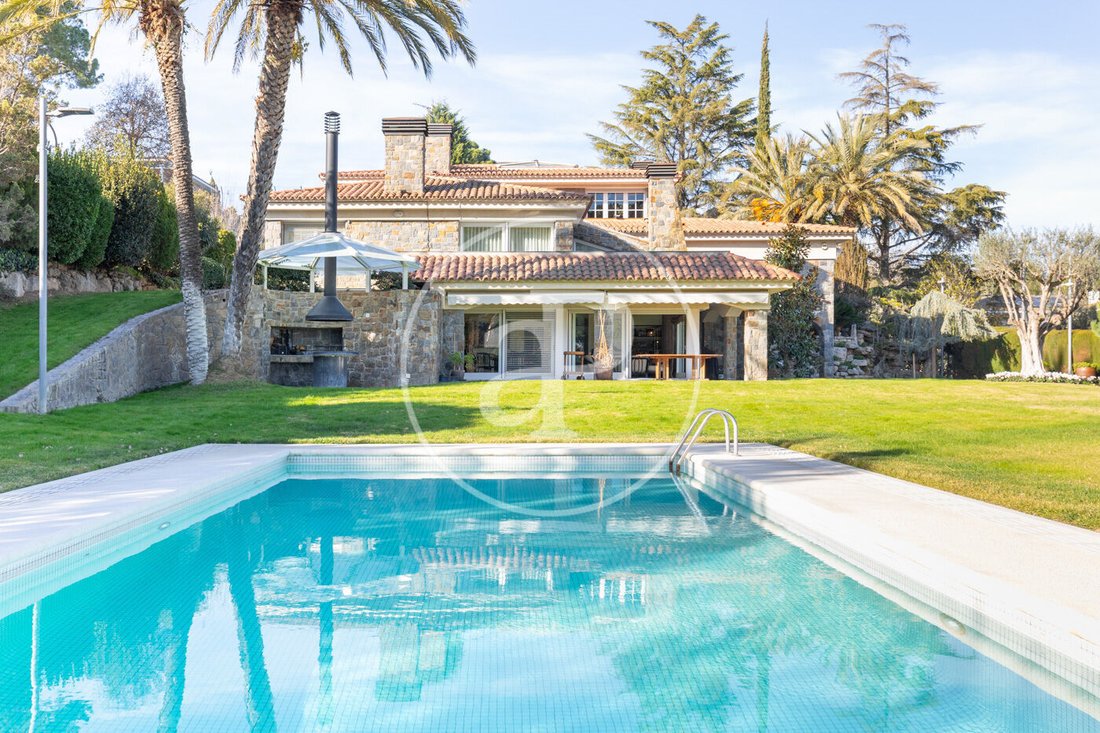 Villa in Bellaterra, Cerdanyola del Valles, Catalonia 2 - 15183281