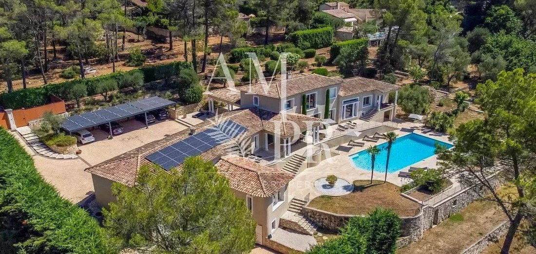 Villa in Opio, Provence-Alpes-Côte d'Azur, France 1 - 10877164