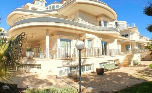 Villa in San Juan Playa, Alicante, Valencian Community 1