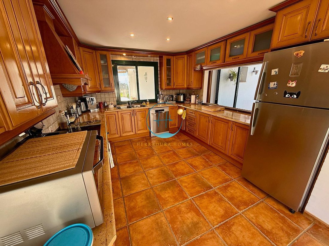 Villa in La Herradura, Almunecar, Spain 4 - 15182089