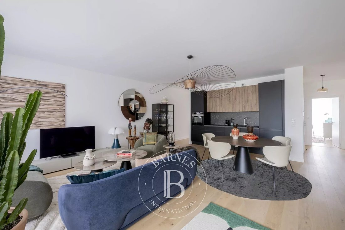 Apartment in Hôtel de Ville-Quinconce-Saint Seurin-Fondaudège, Bordeaux, France 4 - 14379687