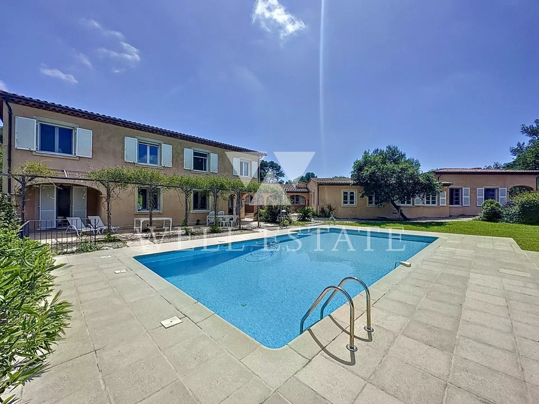 House in Sud, Roquefort-les-Pins, France 1 - 14296234