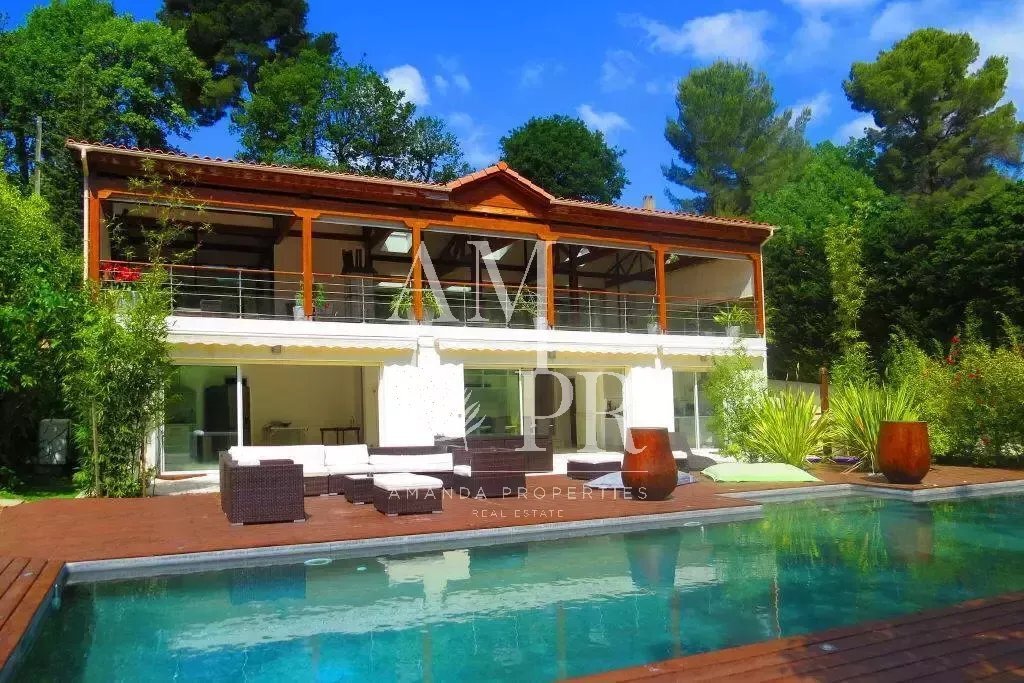 Villa in Mougins, Provence-Alpes-Côte d'Azur, France 1 - 10882161