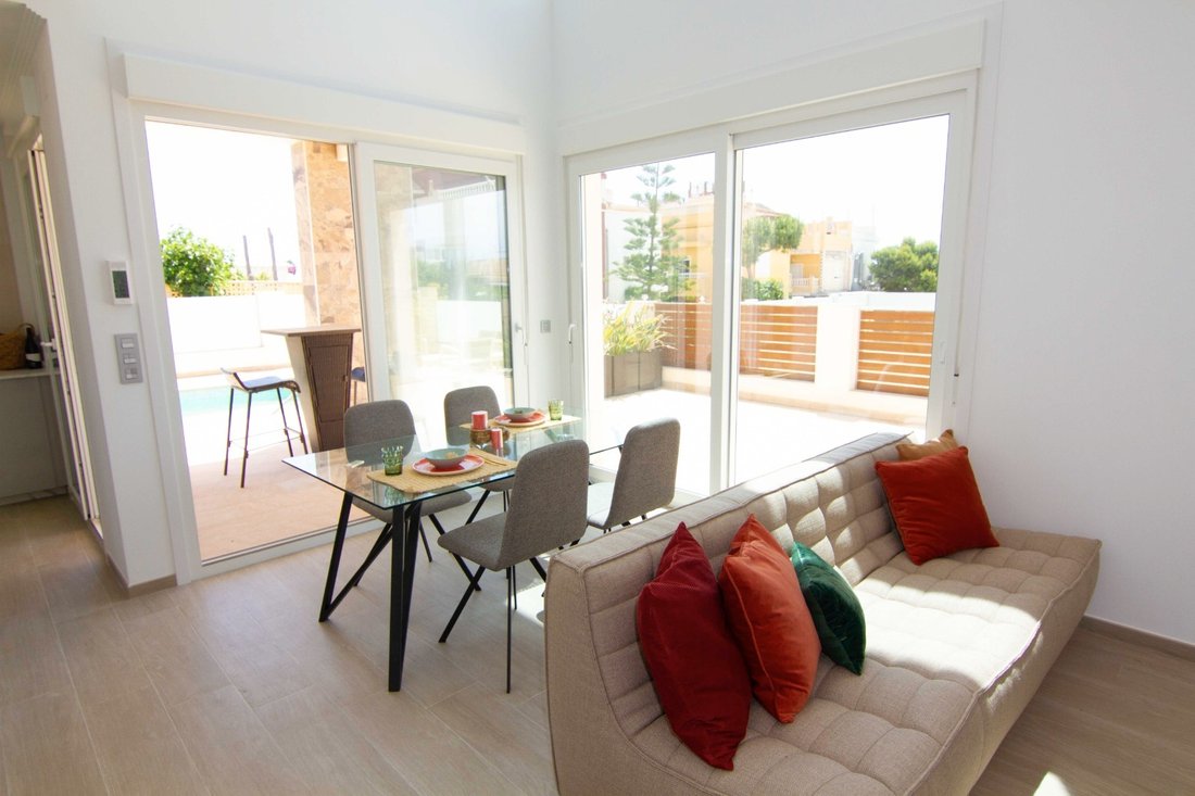 Villa in Torrevieja, Valencian Community, Spain 3 - 12416858