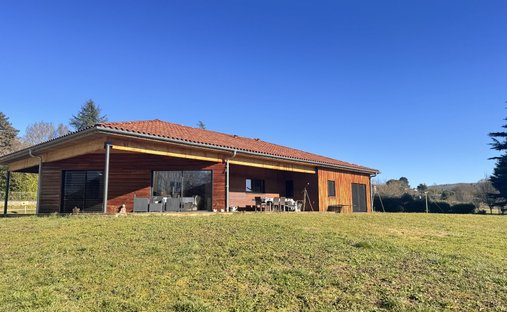 House in Tour-de-Faure, Occitania, France 1