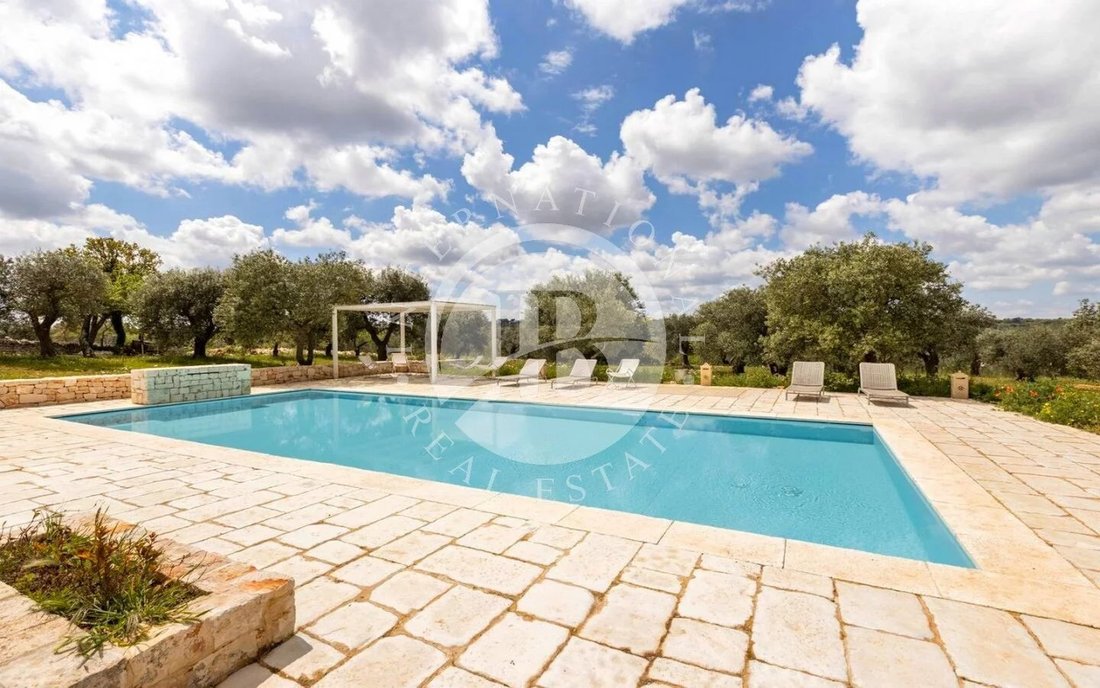 Villa in Locorotondo, Apulia, Italy 3 - 14533195