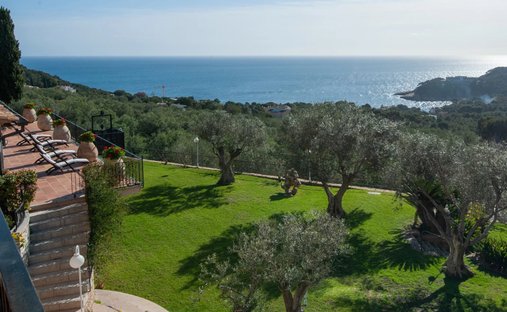 Villa in Tamariu, Palafrugell, Spain 1