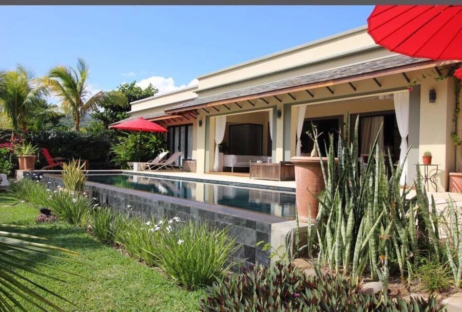 Villa in Grande Riviere Noire, Rivière Noire District, Mauritius 1 - 14425007