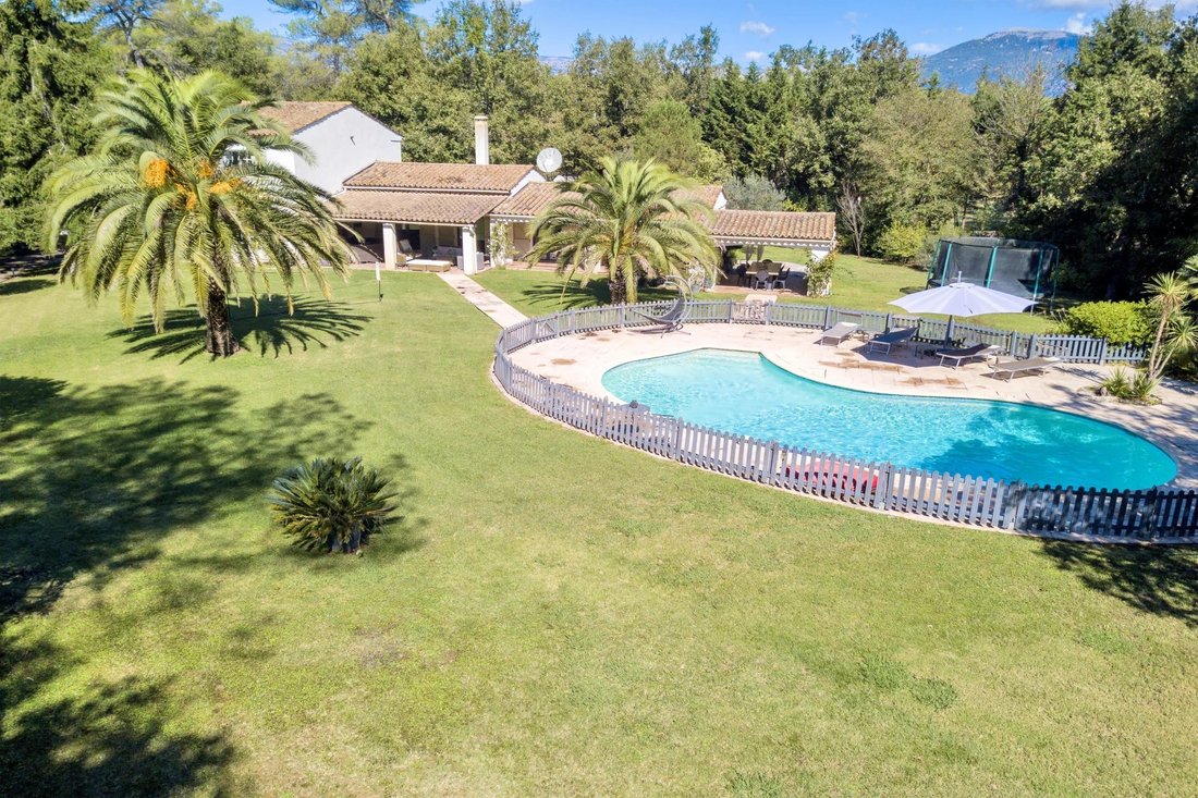 Villa in Valbonne, Provence-Alpes-Côte d'Azur, France 3 - 14713279