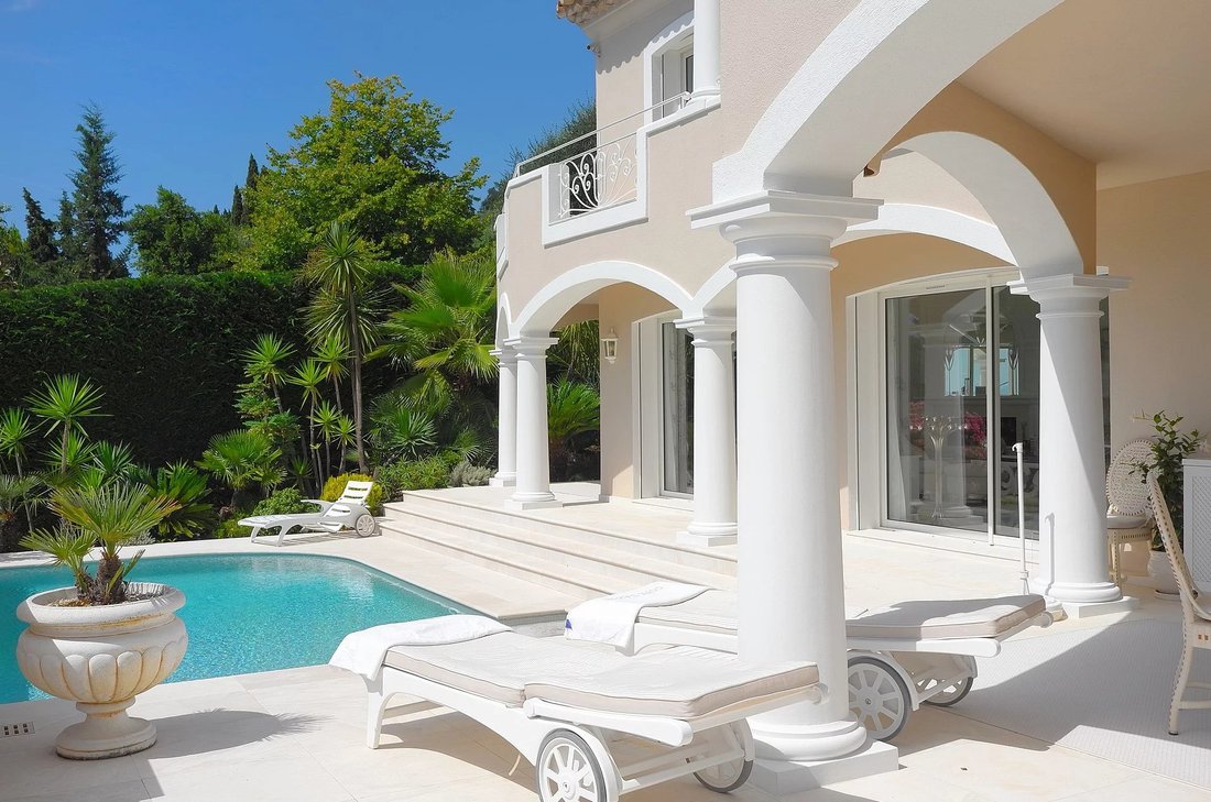 House in Tourrettes-sur-Loup, Provence-Alpes-Côte d'Azur, France 3 - 13335733