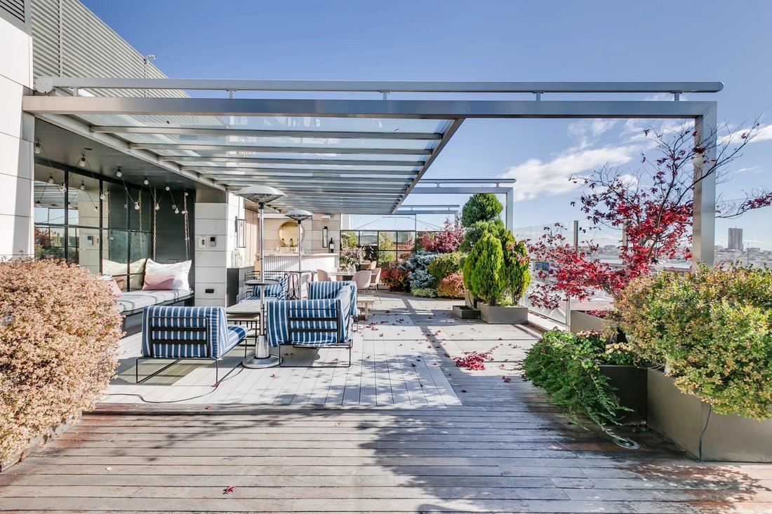 Apartment in Centro, Community of Madrid, Spain 1 - 14284866