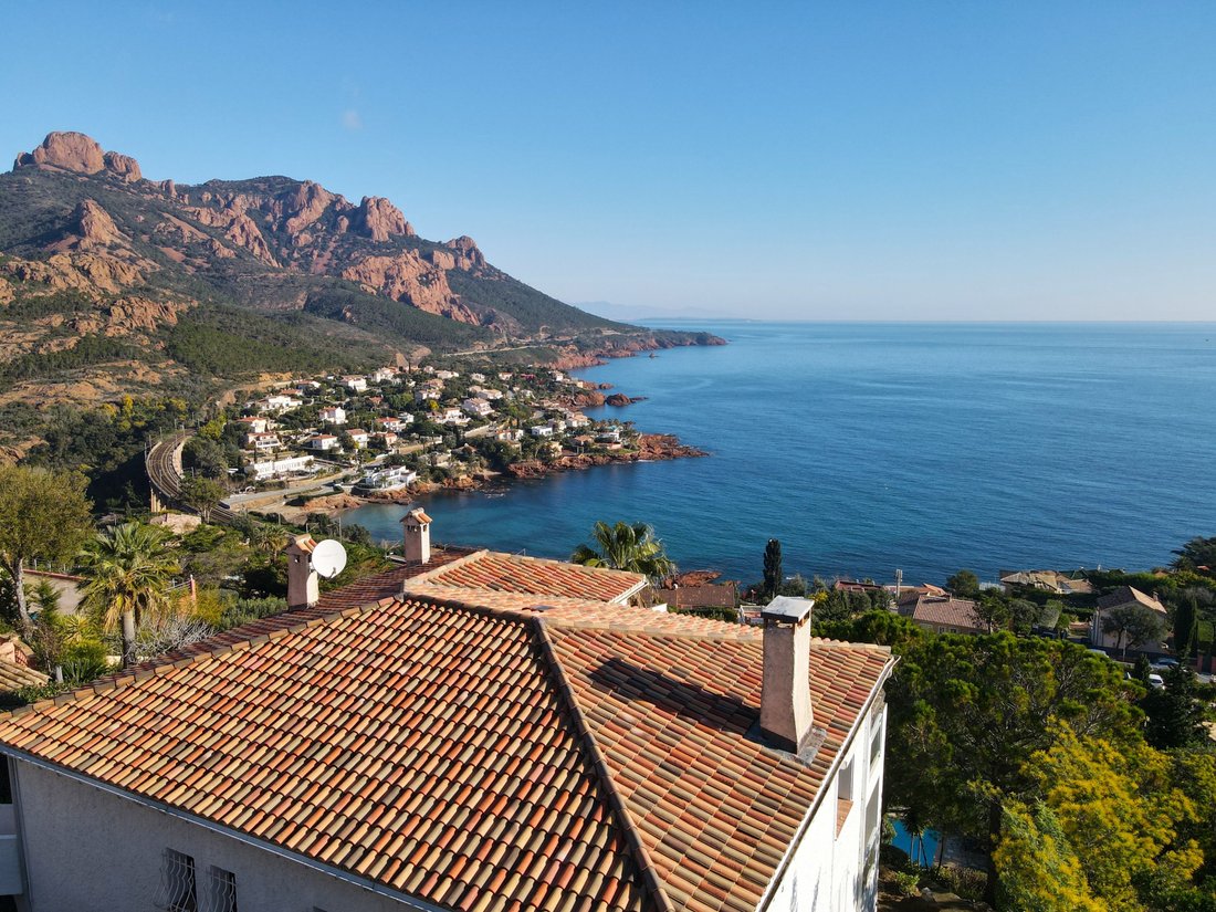 Villa in Le Dramont-Agay-Anthéor-Le Trayas, Saint-Raphaël, Frankreich 1 - 15036409