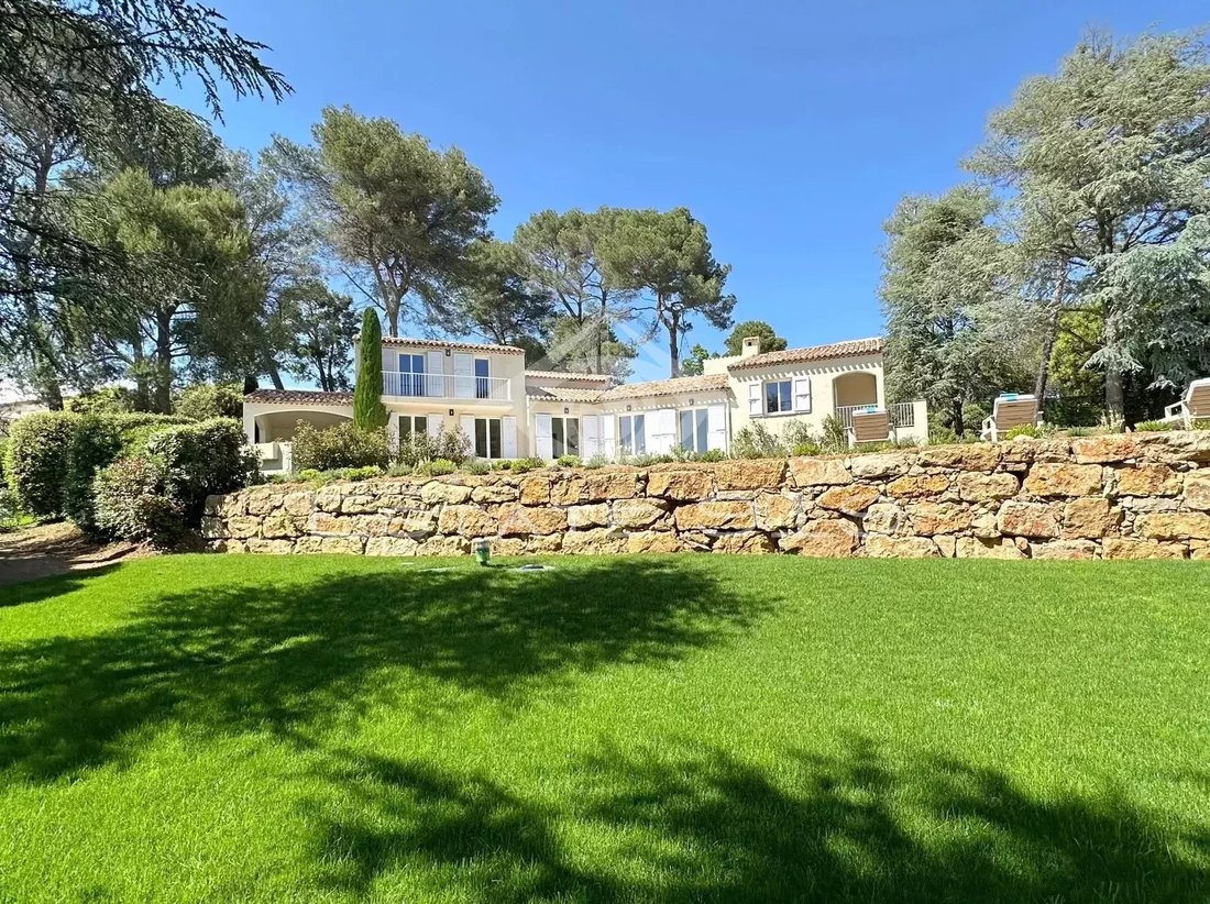 Villa in Village-Saint Julien-Saint Pierre, Biot, France 1 - 14524400