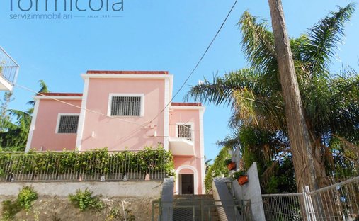 Villa a Bellavista, Portici, Campania 1