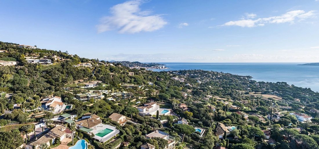 Villa in Grimaud, Provence-Alpes-Côte d'Azur, France 5 - 11569479