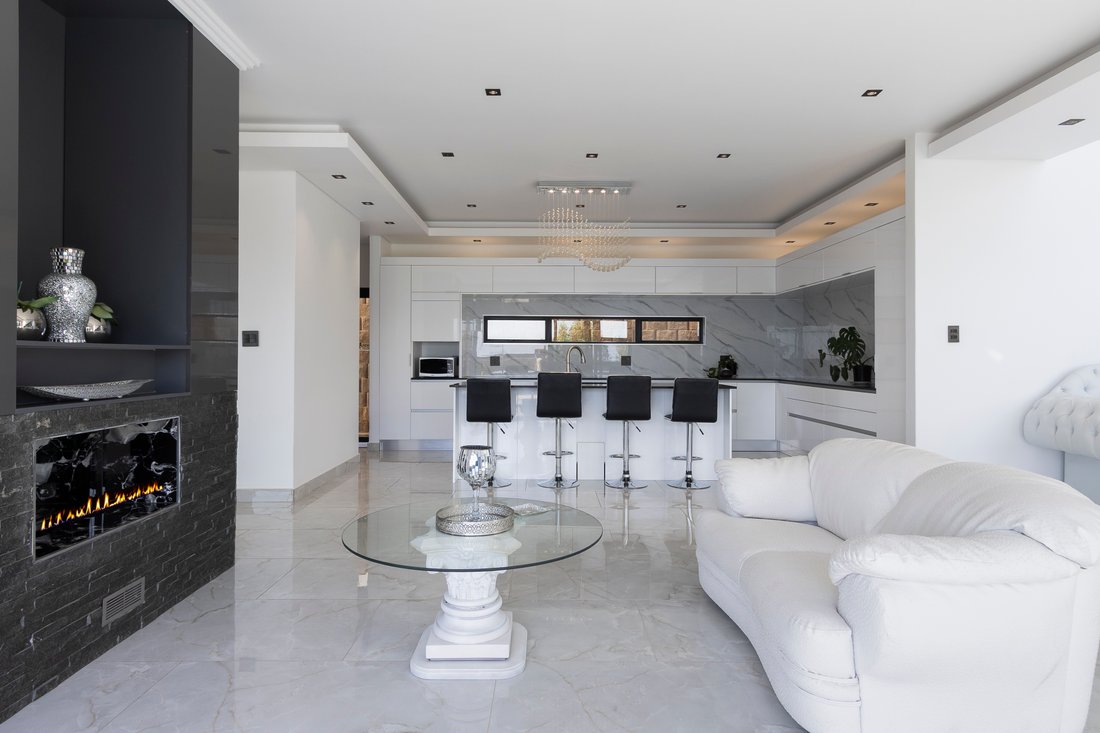 House in Strand, Cape Town, South Africa 4 - 15182982