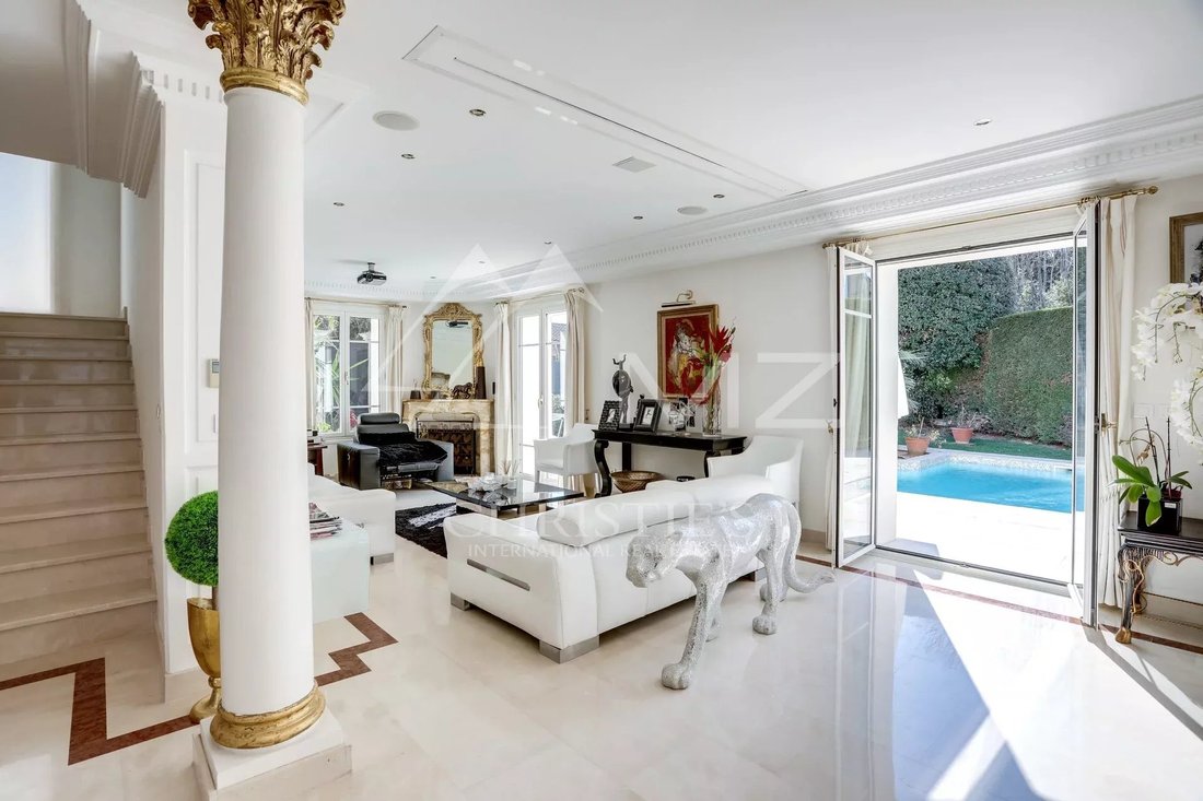 House in Camp Long, Cannes, France 5 - 14900509
