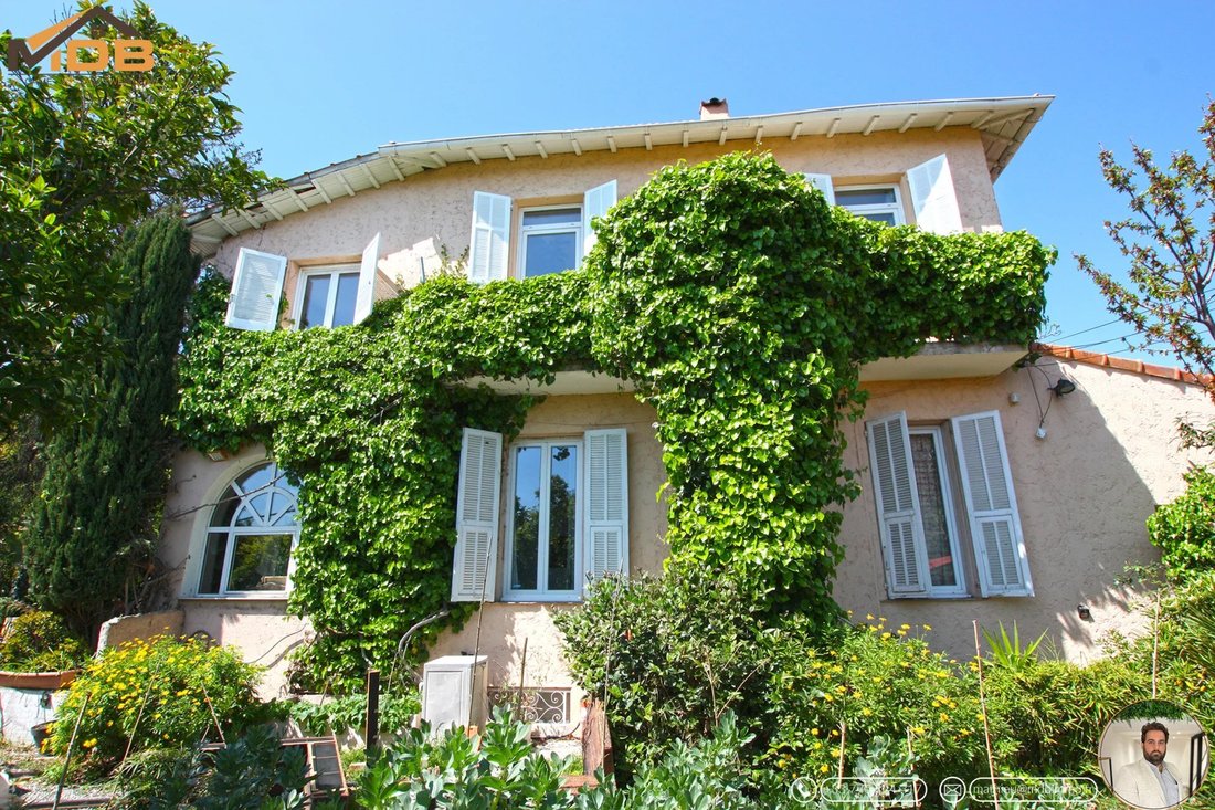 Villa in Nice, Provence-Alpes-Côte d'Azur, France 2 - 14081050