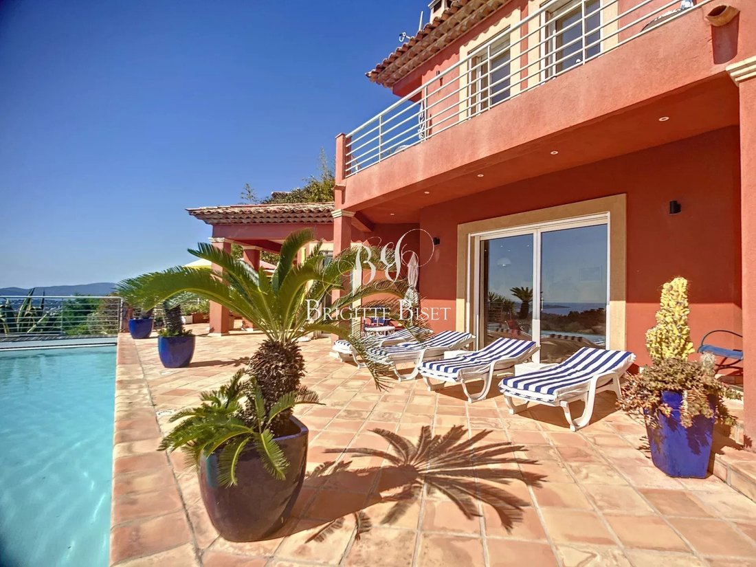 Villa in Ville-Les Saquedes-Le Bouillonnet, Sainte-Maxime, France 4 - 11004148