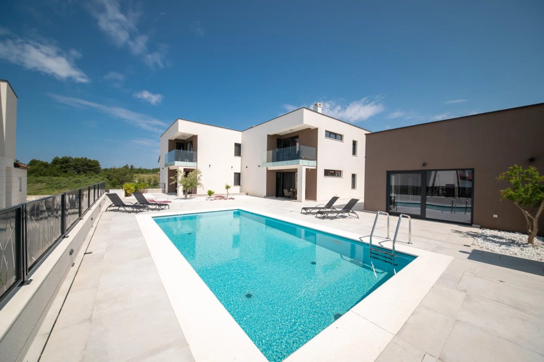 House in Vrsi, Zadar County, Croatia 1 - 15182396