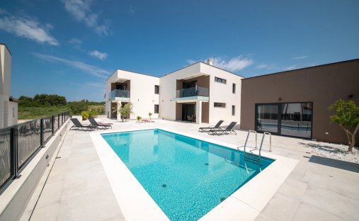 House in Vrsi, Zadar County, Croatia 1
