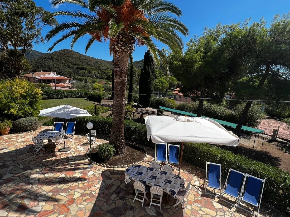 House in Marina di Campo, Tuscany, Italy 3 - 12881599