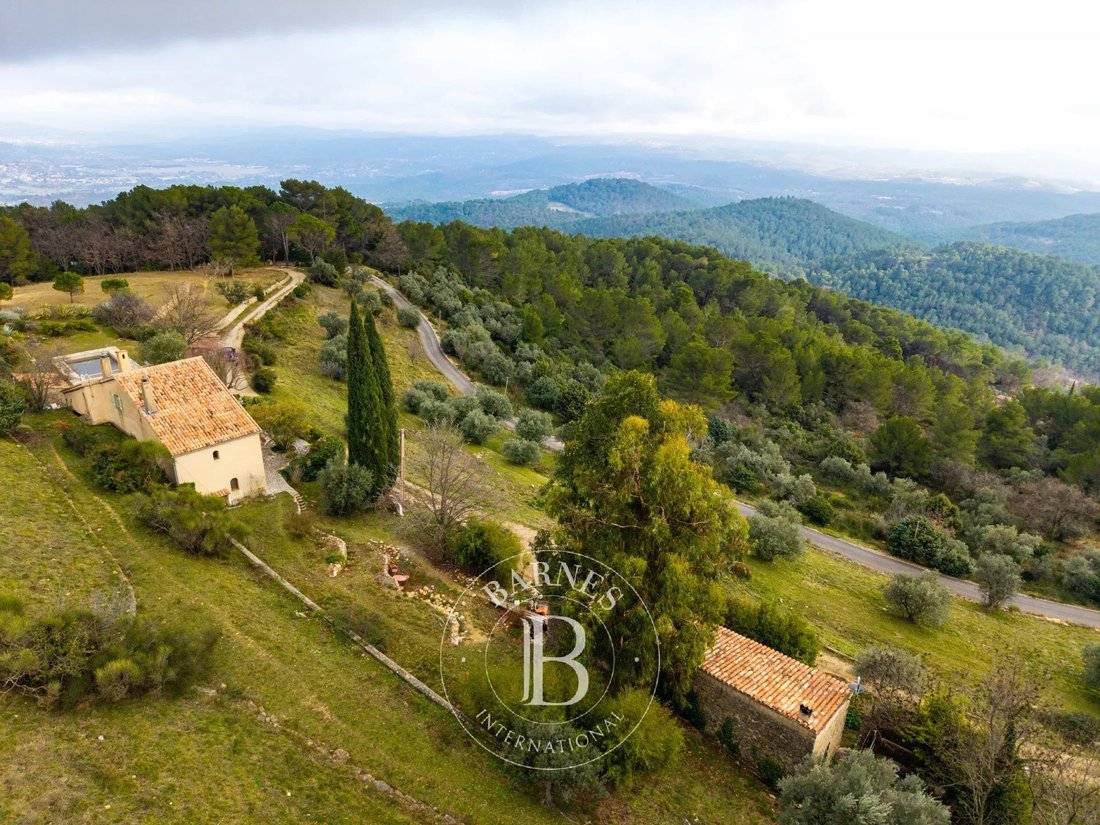 Estate in Seillans, Provence-Alpes-Côte d'Azur, France 3 - 15188838
