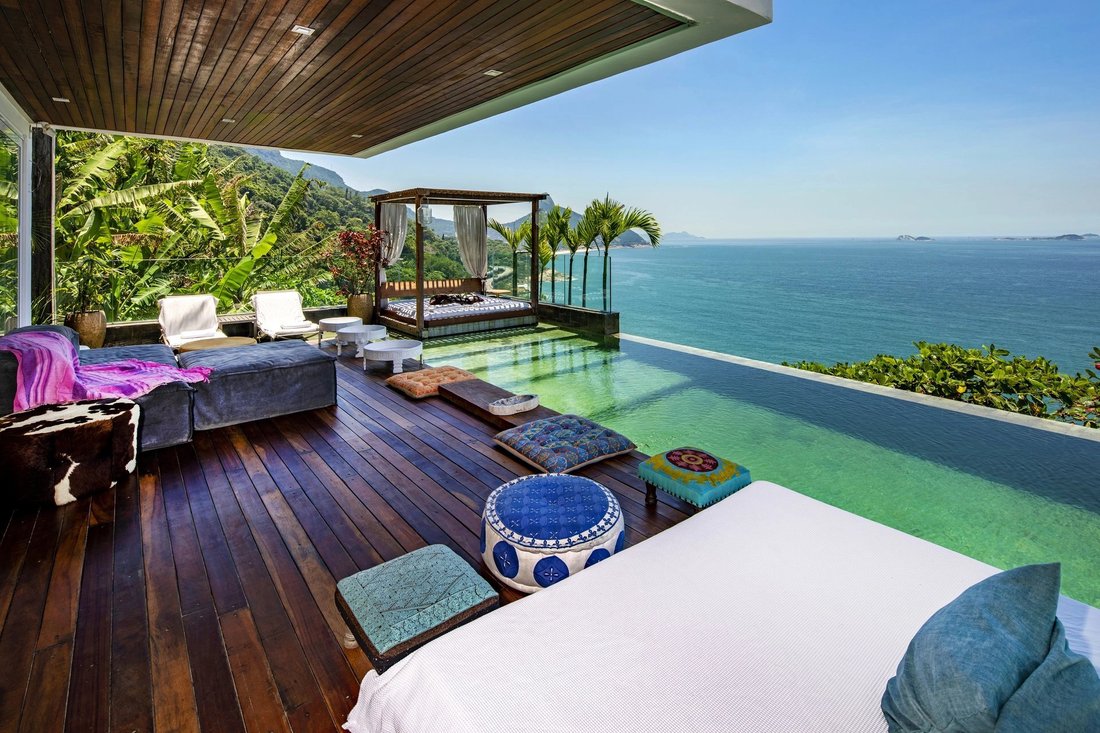 Villa in Rio de Janeiro, State of Rio de Janeiro, Brazil 2 - 10449708