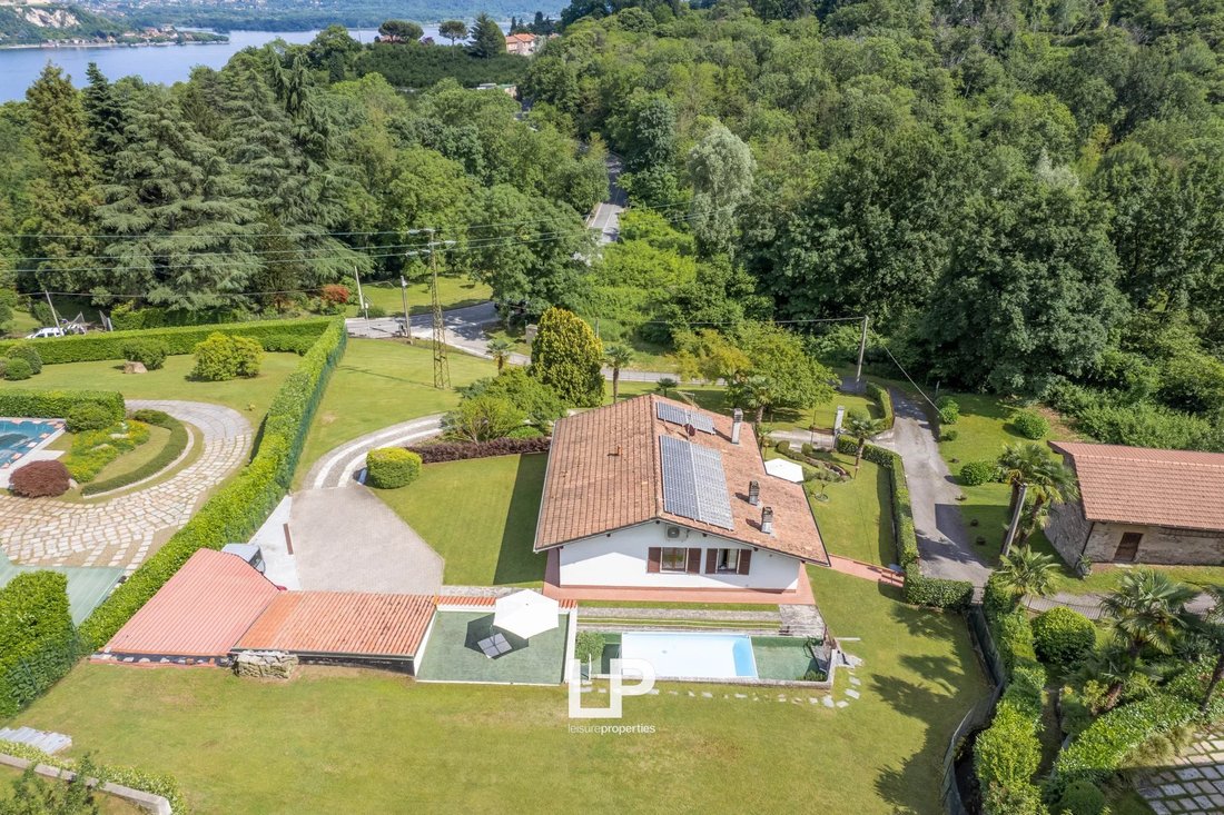 Maison à Arona, Piémont, Italie 4 - 14435790