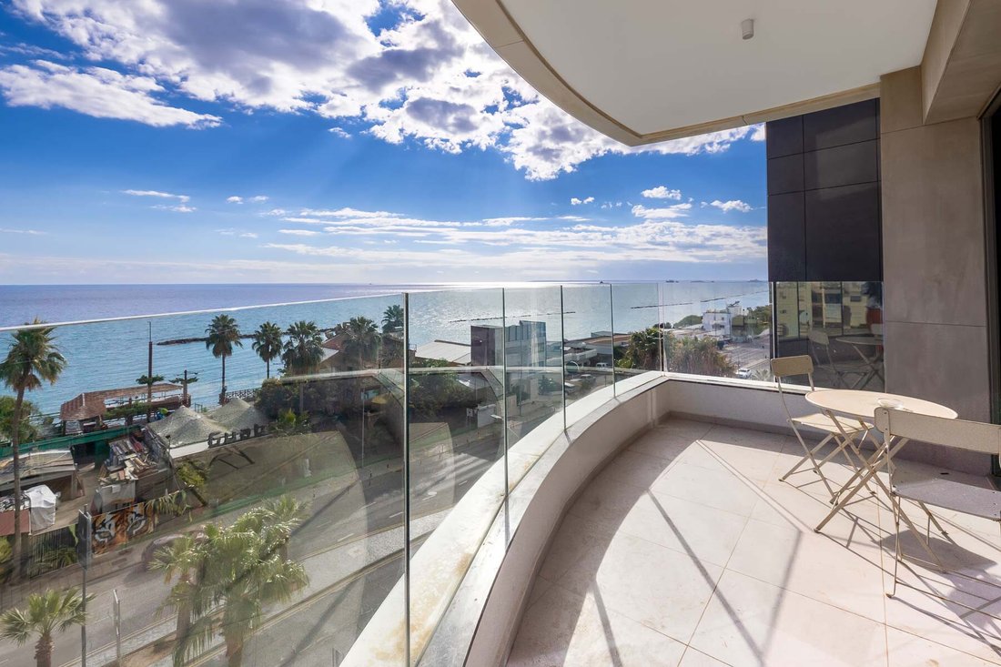 Apartment in Mouttagiaka, Limassol, Cyprus 1 - 15184598