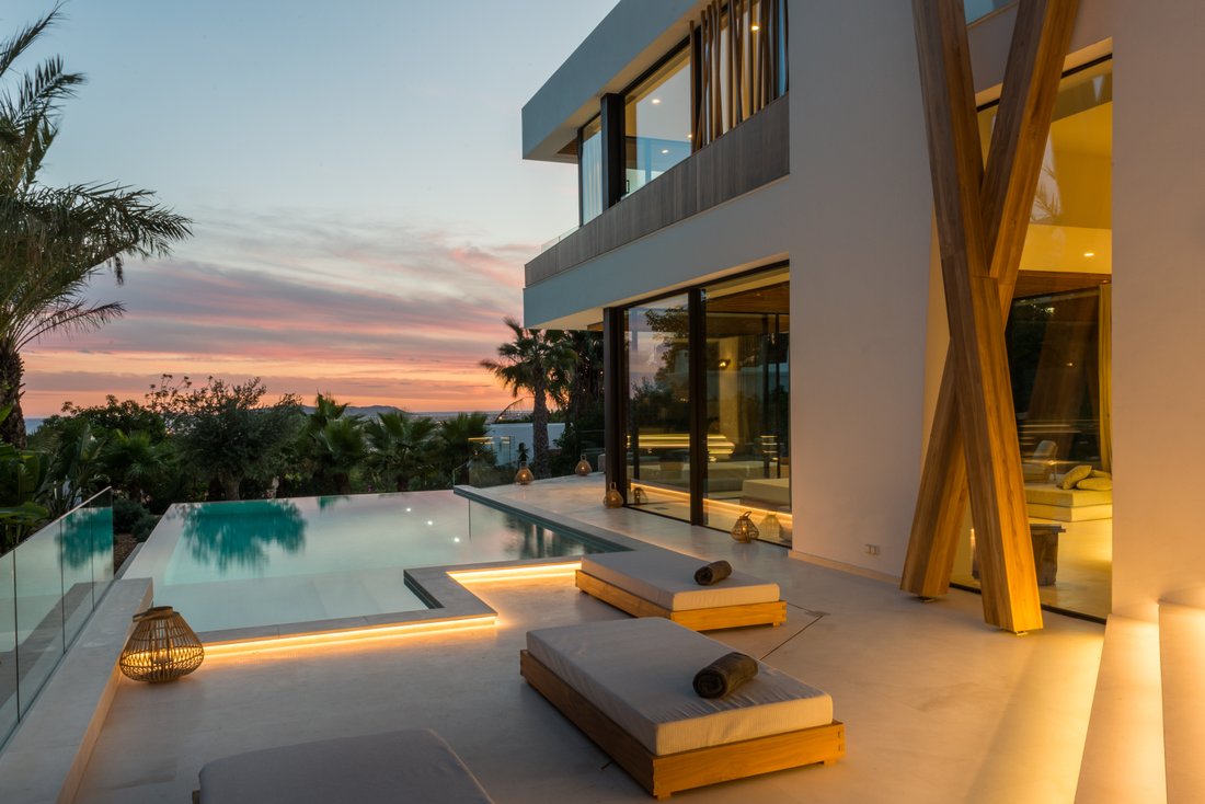Villa in Can Furnet, Santa Eularia des Riu, Balearic Islands 1 - 15183842