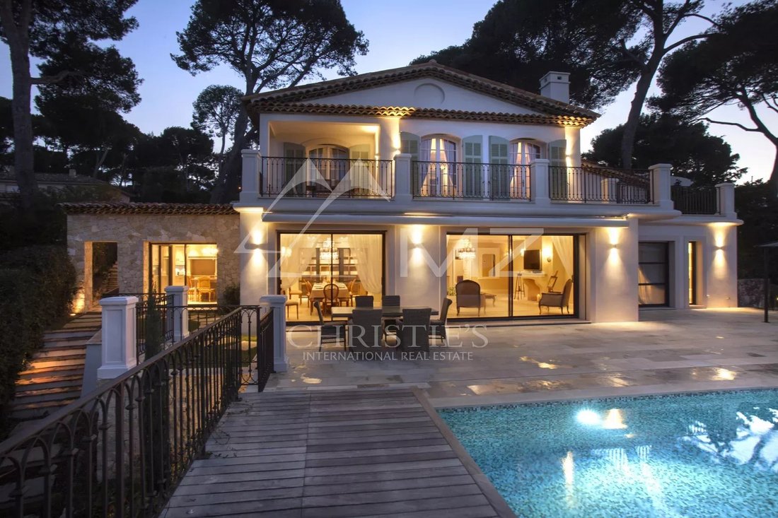 Villa in Antibes, Provence-Alpes-Côte d'Azur, France 4 - 14262265