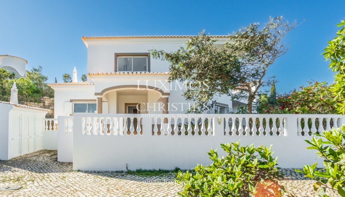 Villa in Vila do Bispo e Raposeira, Algarve, Portugal 2 - 15183648