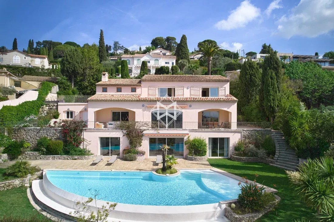 Villa in Mougins, Provence-Alpes-Côte d'Azur, France 2 - 13428284